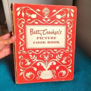 Betty Crocker picture cookbook vintage